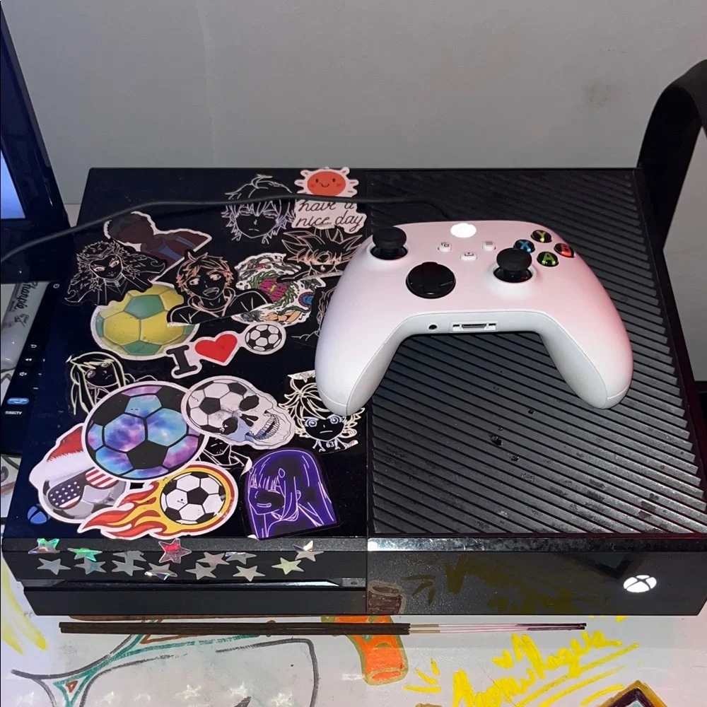 One Console with White Controller